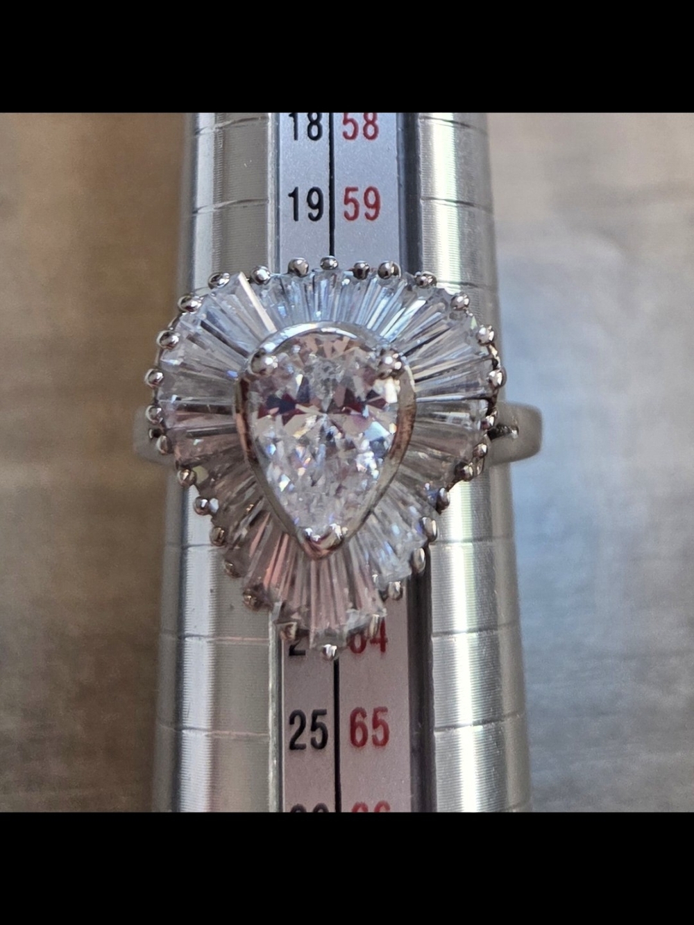 Pear-Shaped Halo Cocktail Ring in Clear Crystal and Silver Size 9.5